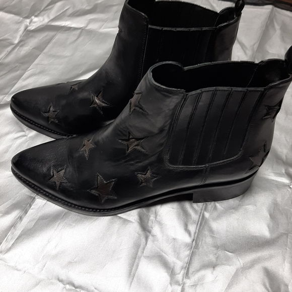 Ladies boots - Picture 2 of 8